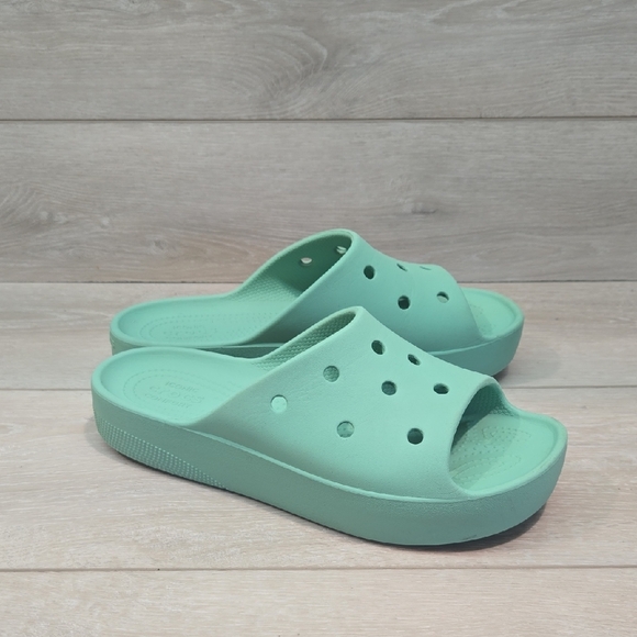 Crocs Women Mint Iconic Comfort Green Slide Platform Sandals Shoes Sz 9 - Picture 1 of 14